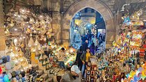 Giza Pyramids, Egyptian Museum & Khan El Khalili Tour