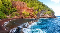 Stellar HI Tours- 15 person van-your own private tour to Hana!