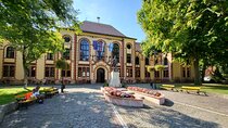 Budapest Hidden Gems - Pest Local Charm, Riverfront Private Tour