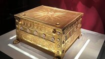 Vergina Royal Tombs & Palace Tour-Expert guide with a BMW car 