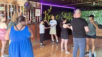 Latin Dance Class at La Fortuna Arenal with Drink Included