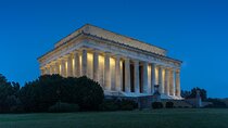Monuments and Memorials Night Walking Tour