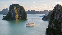 2-Day Discover Bai Tu Long’s Secrets with Treasure Junk Cruise