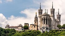 Private Transfer from Geneva to Lyon with 2h Stop in Annecy