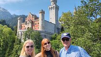 Neuschwanstein Express Private Car Tour under 8 hrs from Munich 