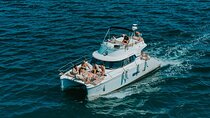 3 Hours Private Tour with Dives in Catamaran in Lisbon