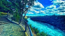 Niagara Falls Whirlpool Hiking and Local Dining Tour