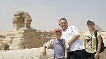 Kid-friendly Giza Pyramids and Sphinx Guided Tour for Families