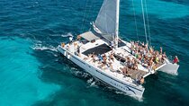 Isla Mujeres : All Inclusive Albatross Plus Tour with Transportation