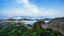 Jinshanling Private Tour A Night View of Simatai from Beijing