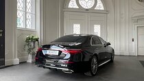 Private transfer from Vienna to the airport 