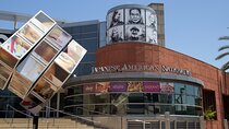 Colorful Arts District and Murals on Bike Tour in Los Angeles 