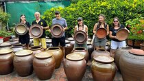 Hanoi: Discover Duong Lam Ancient Village in a Small Group Tour