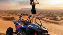 Private Evening Desert Safari with BBQ Dinner Sand Boarding