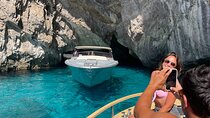 Capri Premium Small Group Boat Tour with Free Visit to the City