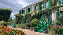 Giverny Day Trip from Paris with Private Transportation