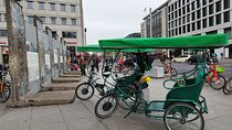  Private Berlin Rickshaw and guide most essensial (Guests Cruise)