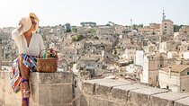 Private direct transfer from Naples to Matera with a local driver