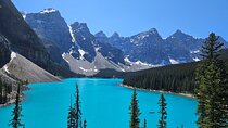  Private Calgary to Lake Louise and Moraine Lake Tour