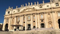 Saint Peter's Basilica and Papal Tombs tour with reserved access