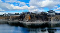 Historic Osaka Castle Walking Tour with Multilingual Audio Guide