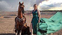 Hurghada: Red Sea & Desert Horse Riding Tour with Swimming