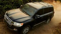 Premium Safari Adventure in a Land Cruiser V8