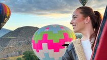 Hot Air Balloon Flight and Tour of the Majestic Pyramids