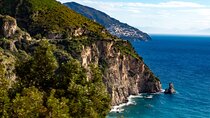 Exclusive Wheelchair accessibleTour of Sorrento and Amalfi Coast