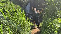 Arusha: Materuni Waterfall and Coffee Tour with Packed Lunch