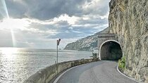 Private Deluxe Tour: Amalfi and Pompeii – Custom Pickup