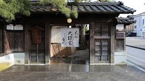 Half-day Kanazawa Tour, Omicho Market, Ohi Museum & Sushi-making