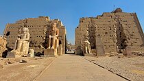 Premium Private Luxor Tour: Temples & Valley of Kings - All Incl.