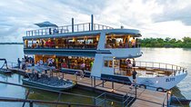 Luxurious Zambezi Sunset Cruise – Livingstone, Zambia