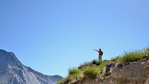 Hiking Black Lagoon The Gypsum Reservoir from Santiago