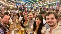 Oktoberfest Munich Tour incl. Table Reservation, Food & Drinks