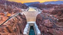 Walk the Hoover Dam and Kayak to Emerald Cave combo