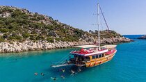 Alanya Relaxing Boat Tour Peaceful Escape on the Turquoise Coast
