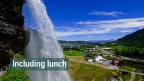 Waterfall Safari and the Beautiful Hardangerfjord by Bus