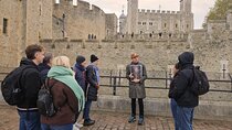 Medieval History Walking Tour from The Tower of London