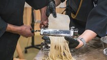 Japanese Cuisine: Customized Ramen and Tea Ceremony in Kimono