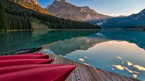 Private Tour Lake Louise, Moraine Lake, Emerald & Takkakaw Falls