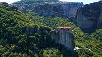 Thessaloniki to Meteora Private Day Trip with a Local