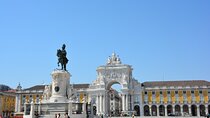 Private Eco Tuk-Tuk Tour: Lisbon Highlights & Viewpoints