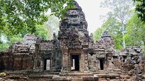Preah Khan, Neak Pean and Pre Rup Temple Tour