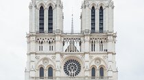 Notre Dame Outside Guided Tour for Kids 