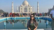 Sunrise Taj Mahal and Agra Fort Tour from Delhi with 5* Breakfast