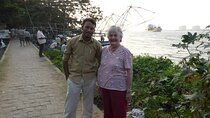 Kochi’s Best TukTuk Sightseeing Tour with Local Driver