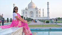 Same Day Taj Mahal and Agra Fort Tour From Delhi