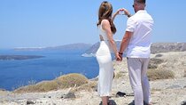 Santorini Private Romantic Experience : Sunset, Wine & Oia Tour